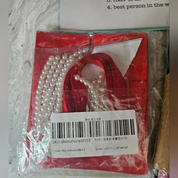 Miscellaneous Gift Wrap, Cards,  Bows, Boxes - Picture 6 of 8